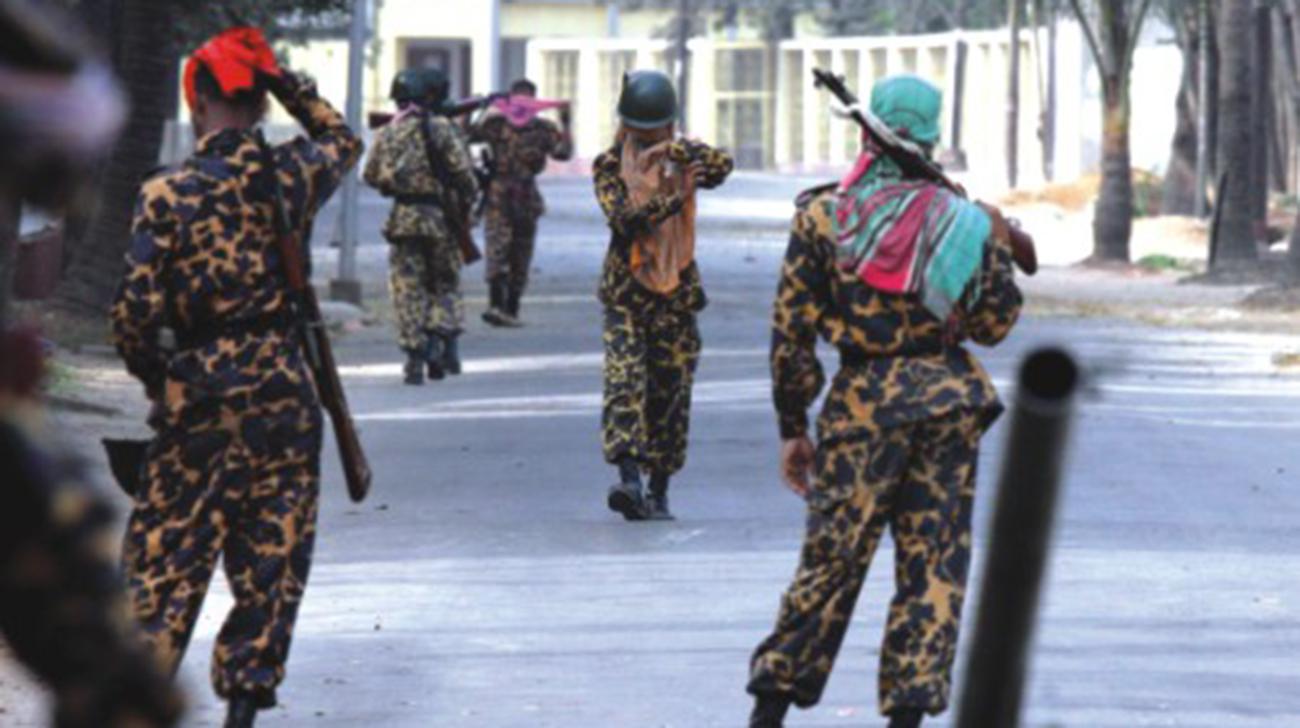 বিডিআর হত্যাকাণ্ড: হাসিনার সঙ্গে কথা বলার চেষ্টা করবে কমিশন