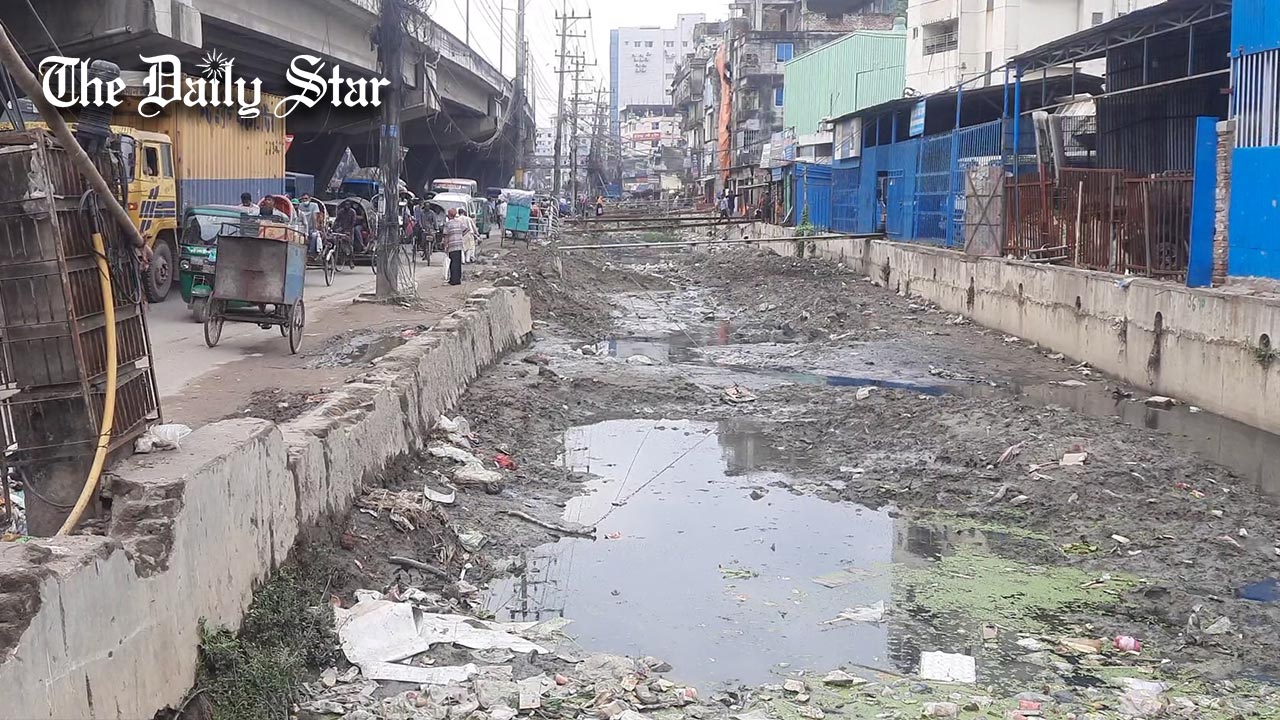 চট্টগ্রামে ড্রেনে নিখোঁজ শিশুর মরদেহ ৬৮ ঘণ্টা পর উদ্ধার