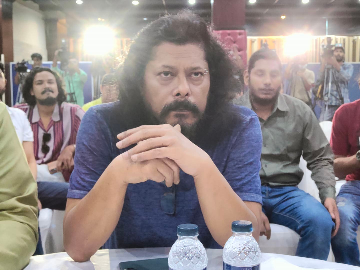 শীর্ষে জেমসই