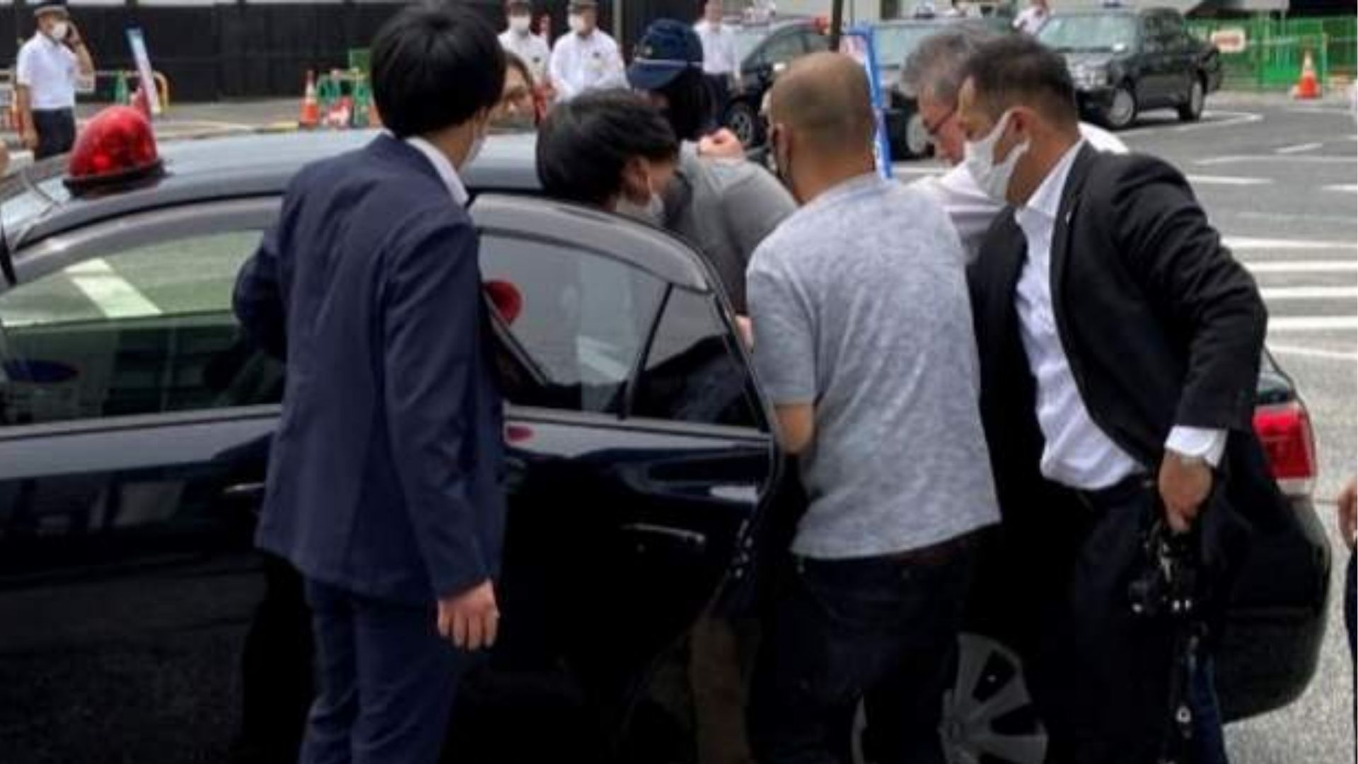 হাতে তৈরি বন্দুক দিয়ে আবেকে গুলি করা হয়: জাপান পুলিশ