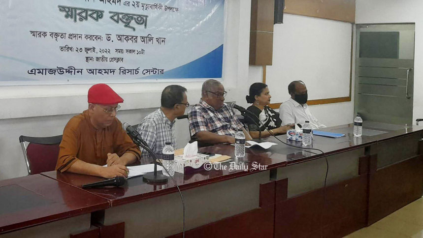 গণতন্ত্র ছাড়া ধর্মনিরপেক্ষতা সম্ভব নয়: আকবর আলি খান