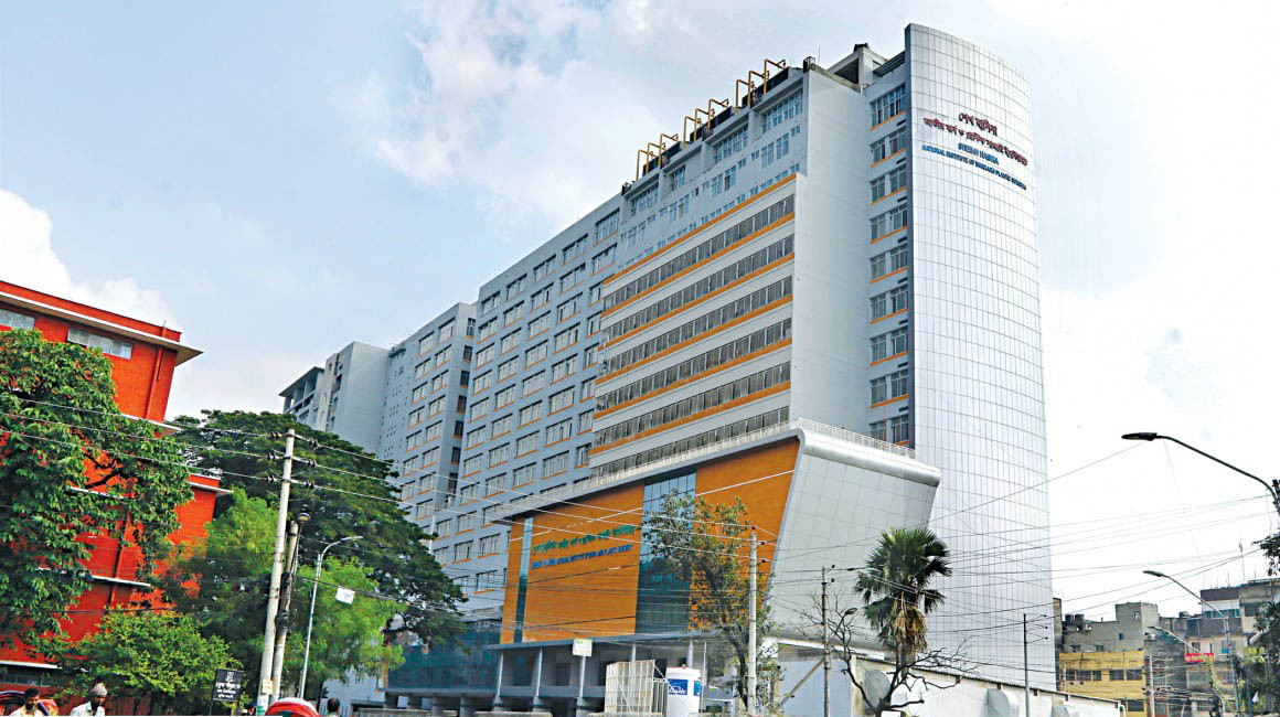 সিলিন্ডারের আগুনে আরও ৪ জনসহ মৃত ১০