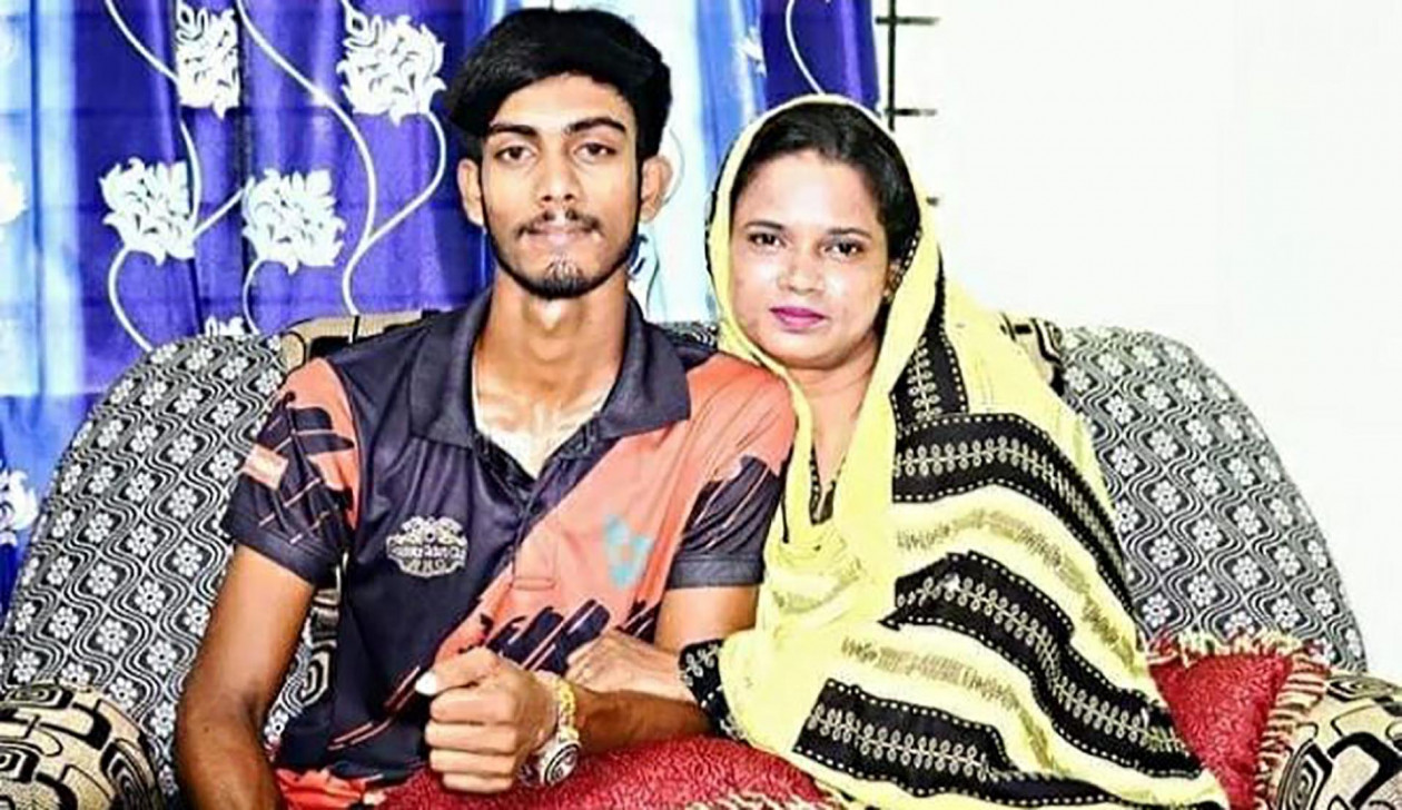 নাটোরে কলেজ শিক্ষকের মরদেহ উদ্ধার, স্বামী পুলিশ হেফাজতে