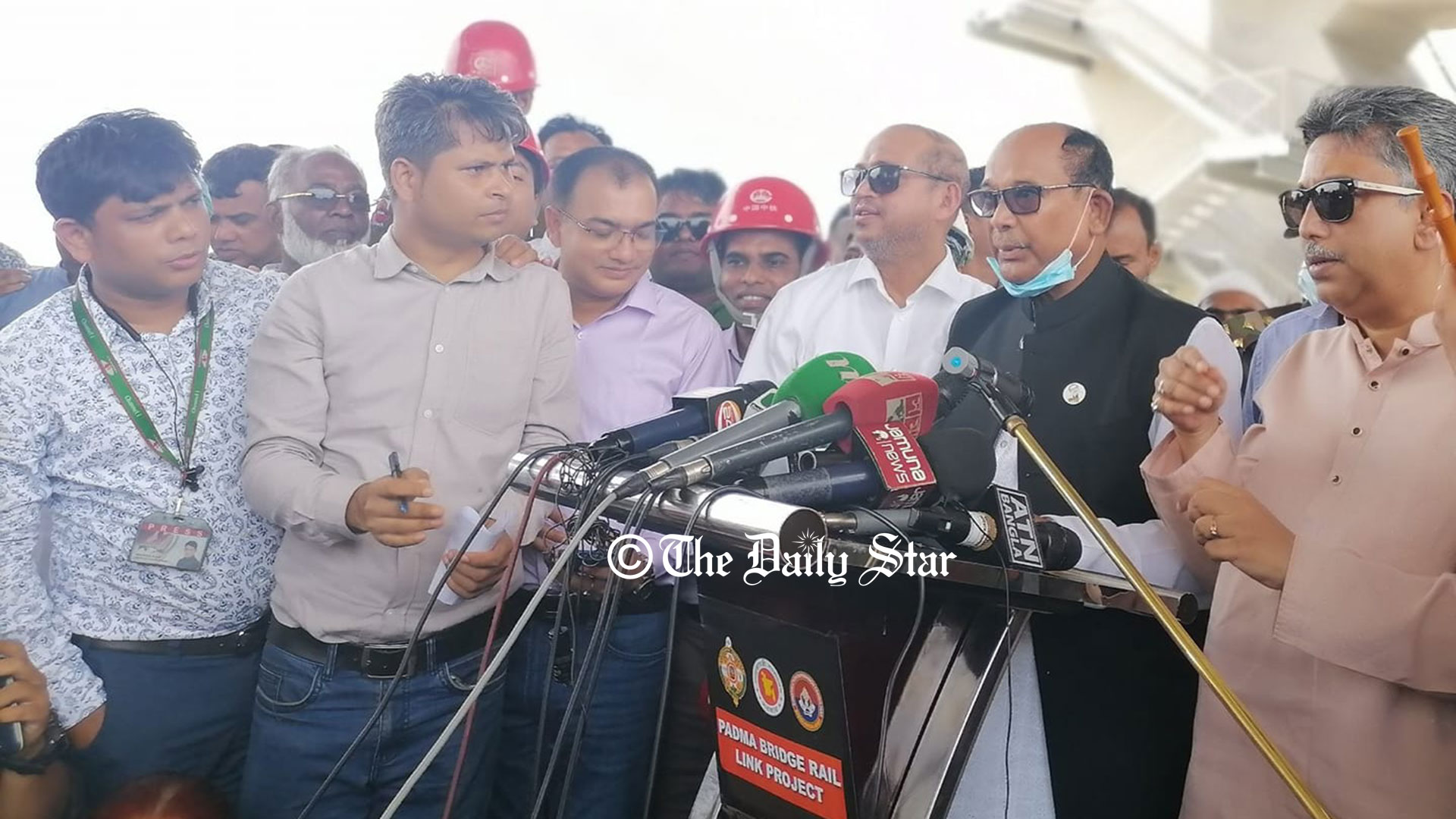 ট্রেনভাড়া এখনই বাড়ানোর বিষয়ে ভাবছি না: রেলমন্ত্রী