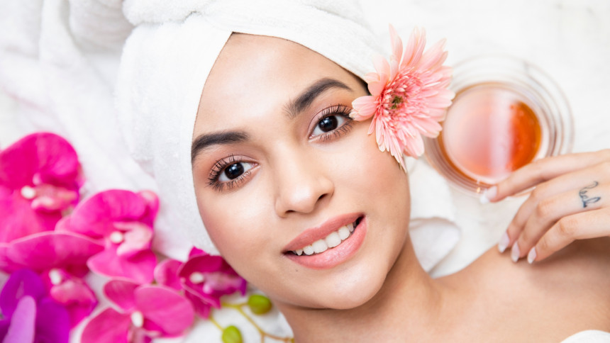 পূজার আগে ত্বকের যত্ন