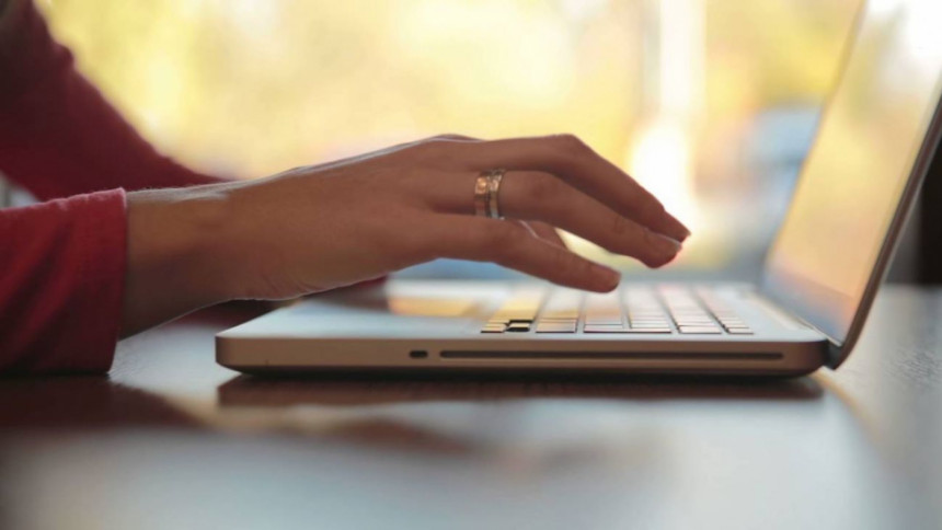 চাকরির ক্ষেত্রে পার্থক্য গড়ছে ডিজিটাল দক্ষতা: জরিপ