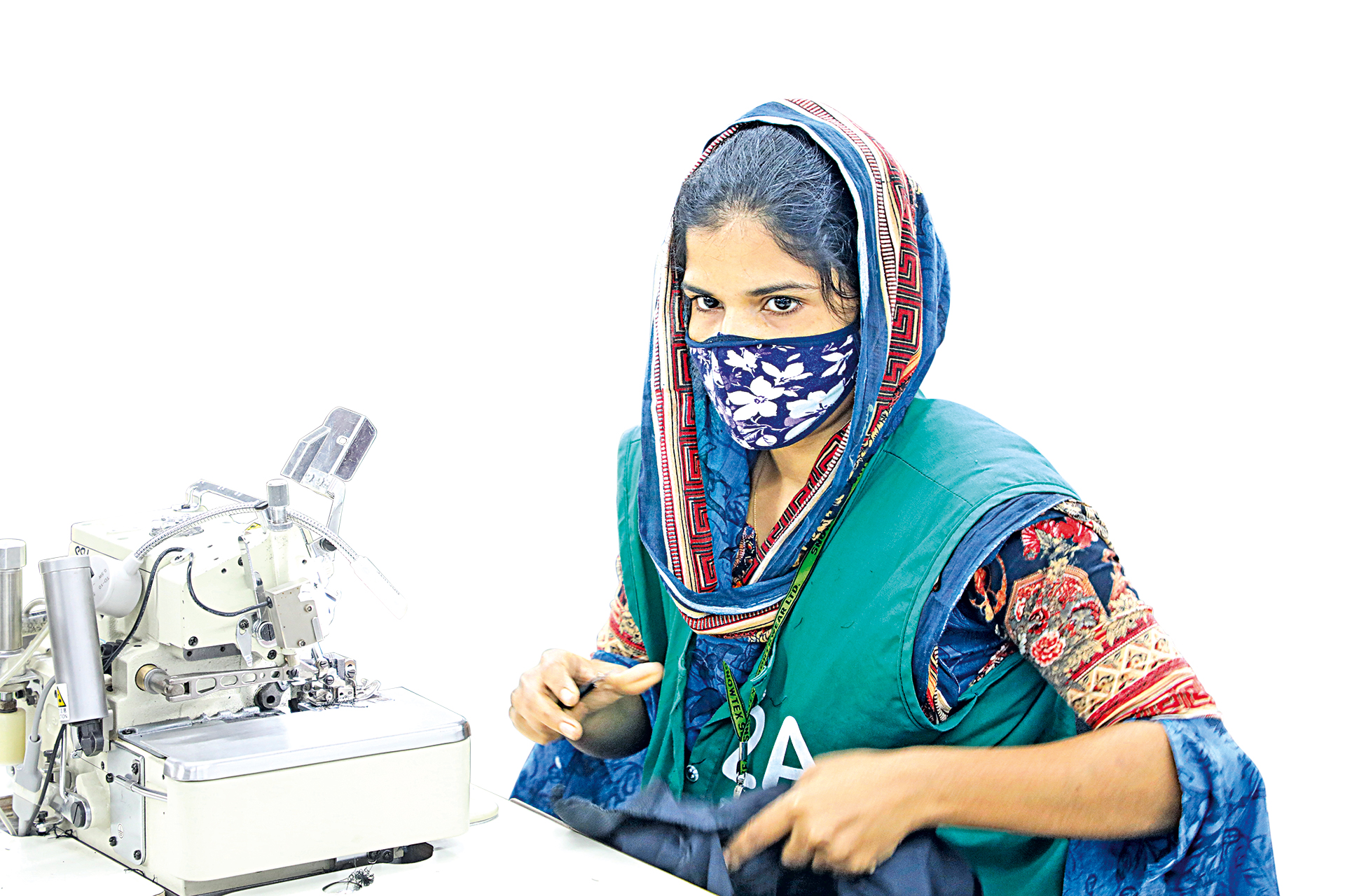 তৈরি পোশাক রপ্তানিতে বাংলাদেশ প্রতিদ্বন্দ্বীদের চেয়ে ৮৩ শতাংশ পর্যন্ত কম দাম পায়