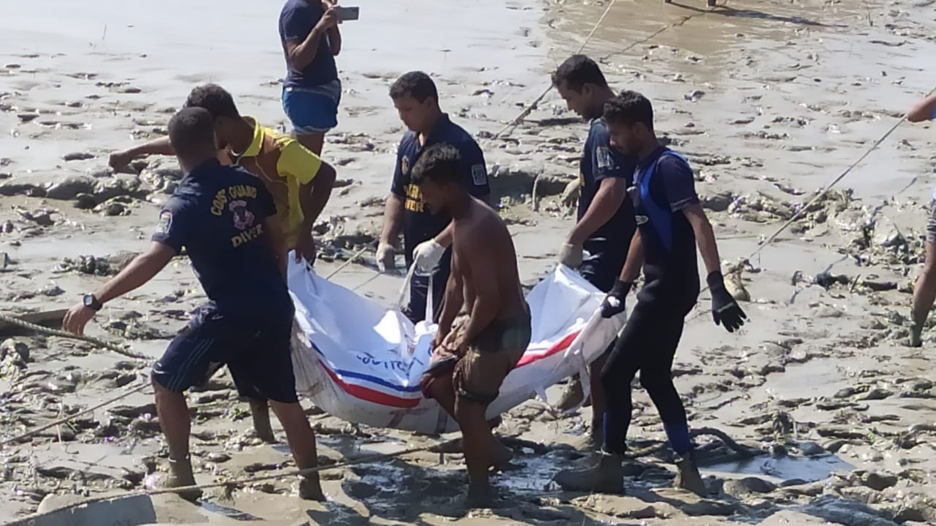 মীরসরাইয়ে ড্রেজারডুবি: আরও ৩ মরদেহ উদ্ধার