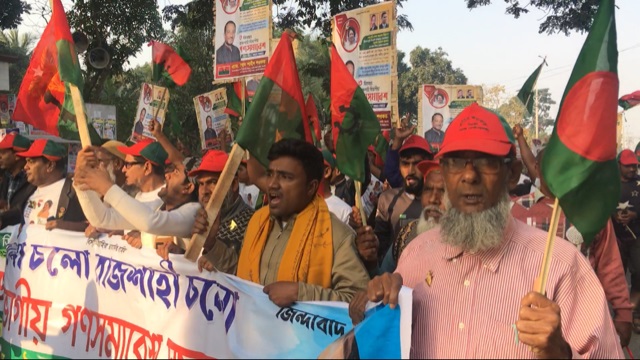 ভোর থেকেই মাদ্রাসা ময়দানে ঢুকছেন বিএনপি নেতা-কর্মীরা