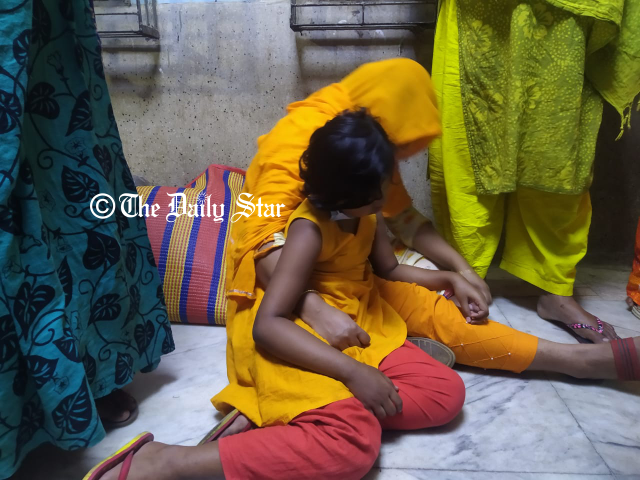 ‘বাবা কেন কথা বলছে না’  