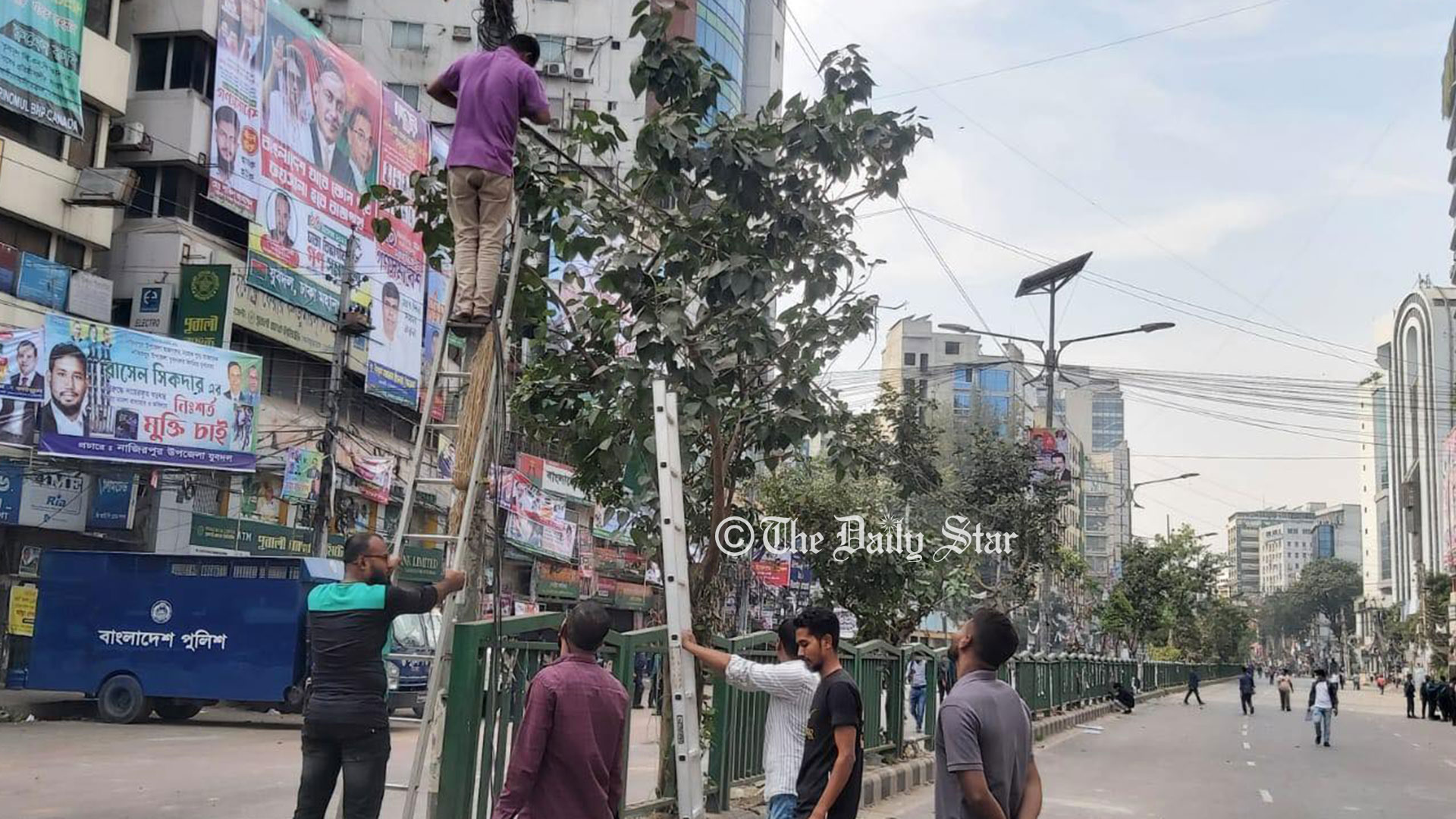 বিএনপির কেন্দ্রীয় কার্যালয়ের সামনের রাস্তায় বসছে সিসি ক্যামেরা