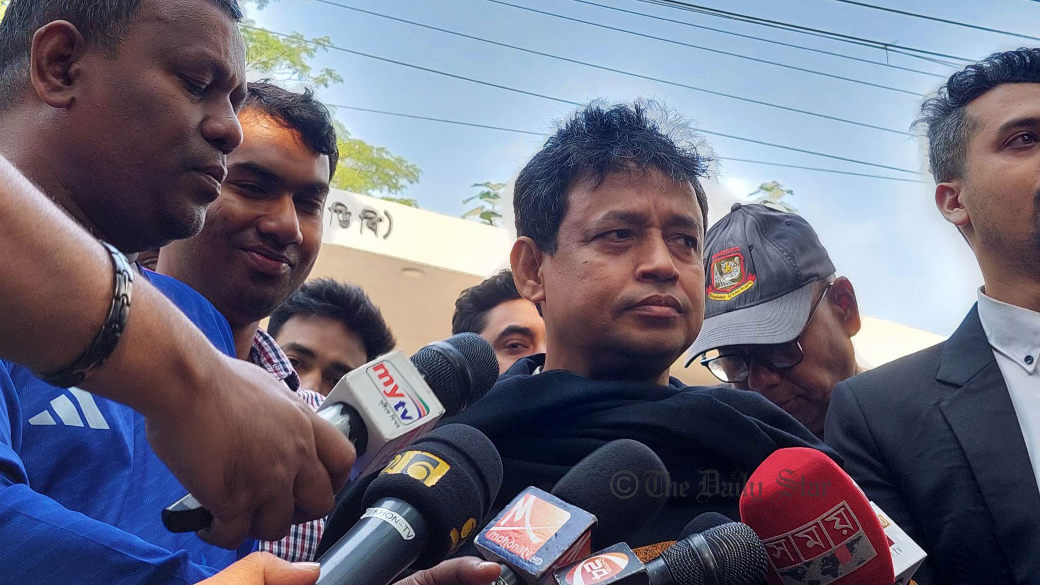 মির্জা ফখরুল ও মির্জা আব্বাসকে জিজ্ঞাসাবাদের জন্য আনা হয়েছে: ডিবি