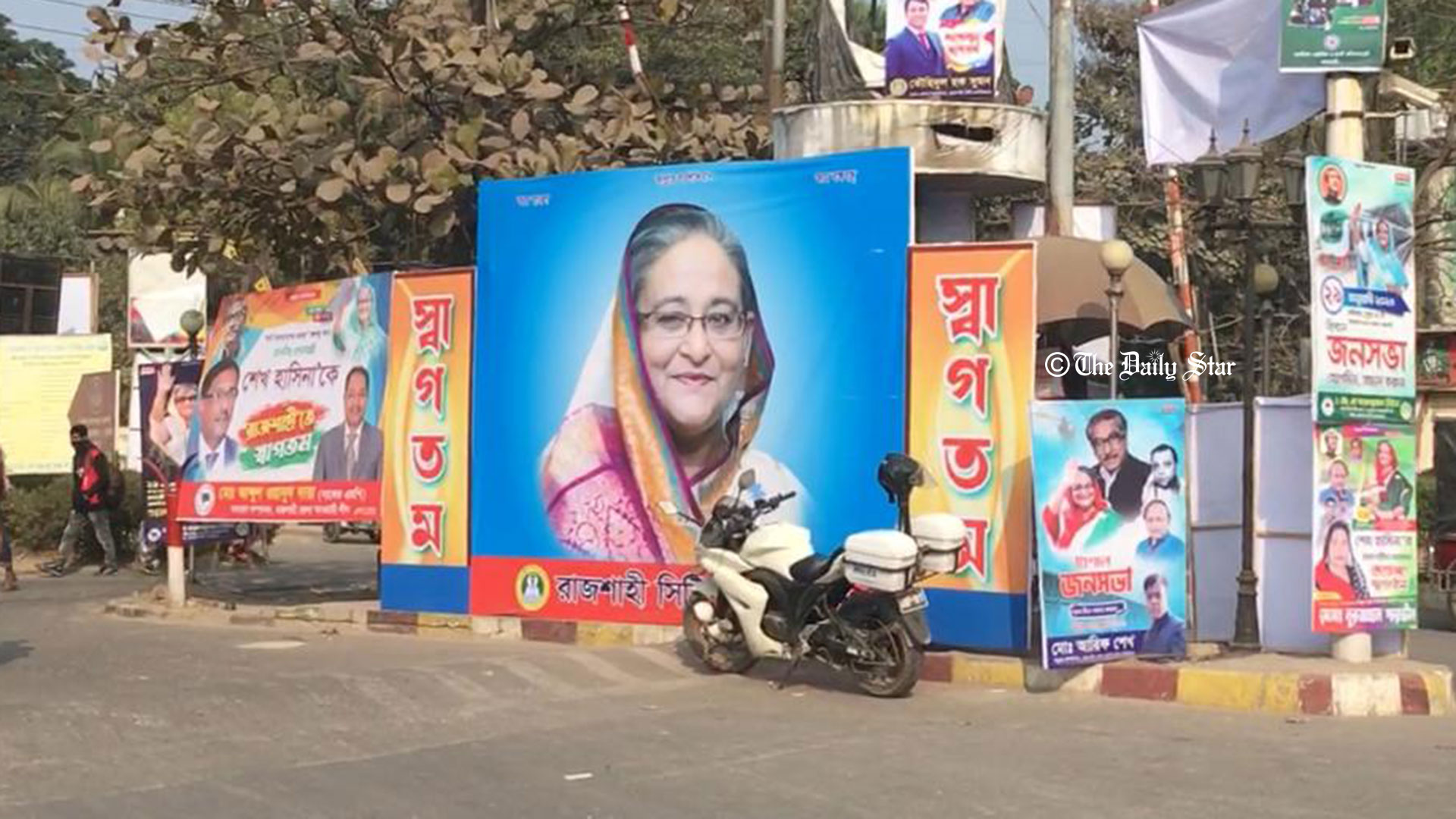 রাজশাহীতে আ. লীগের জনসভার জন্য ভাড়ায় ৭ বিশেষ ট্রেন