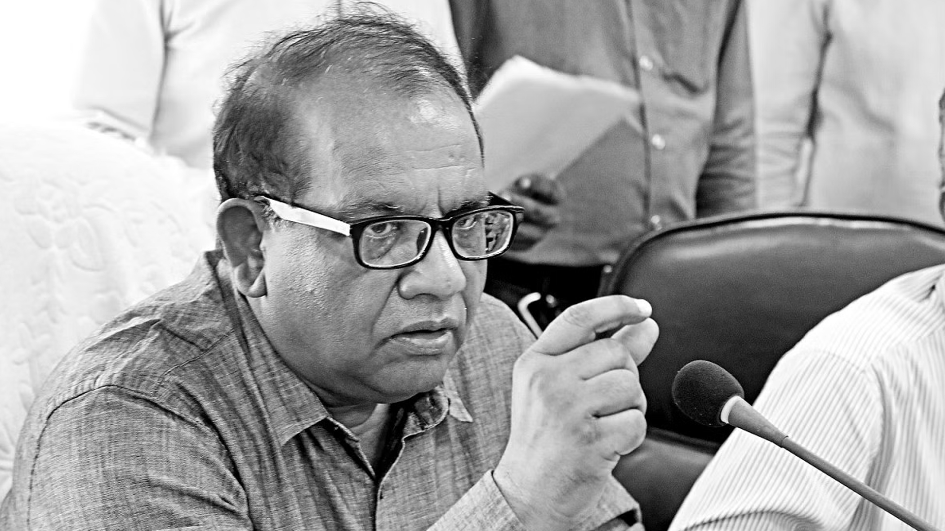 ভারতীয় পত্রিকায় সাক্ষাৎকার দিয়ে যা বললেন নদী রক্ষা কমিশনের চেয়ারম্যান