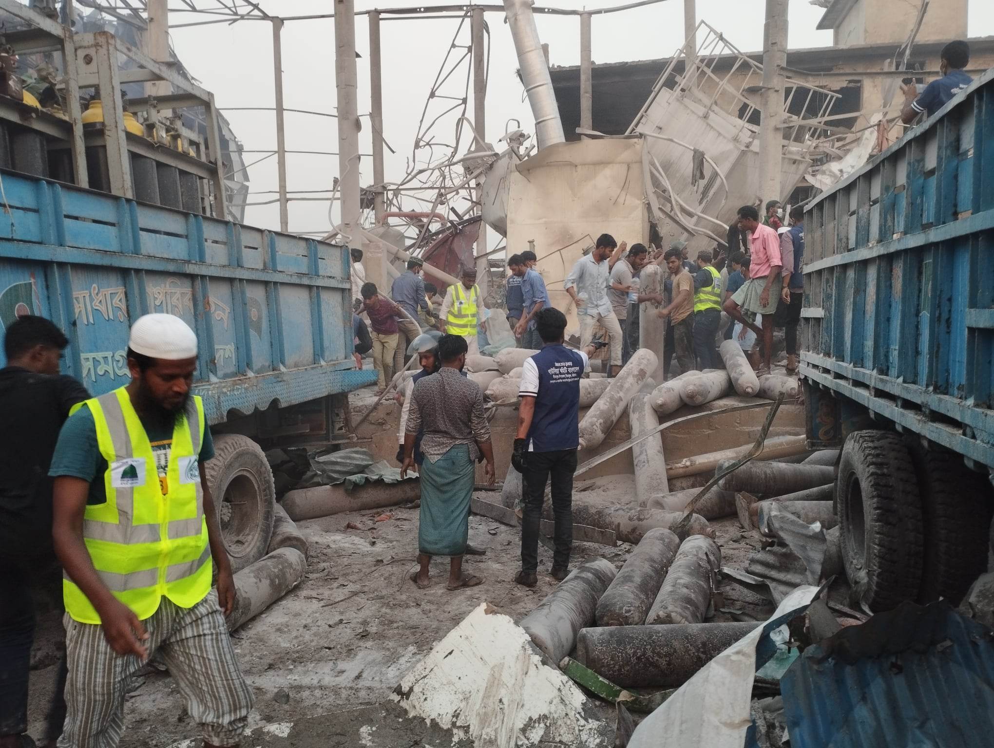 অক্সিজেন প্ল্যান্টে বিস্ফোরণে নিহত ৫, তদন্ত কমিটি