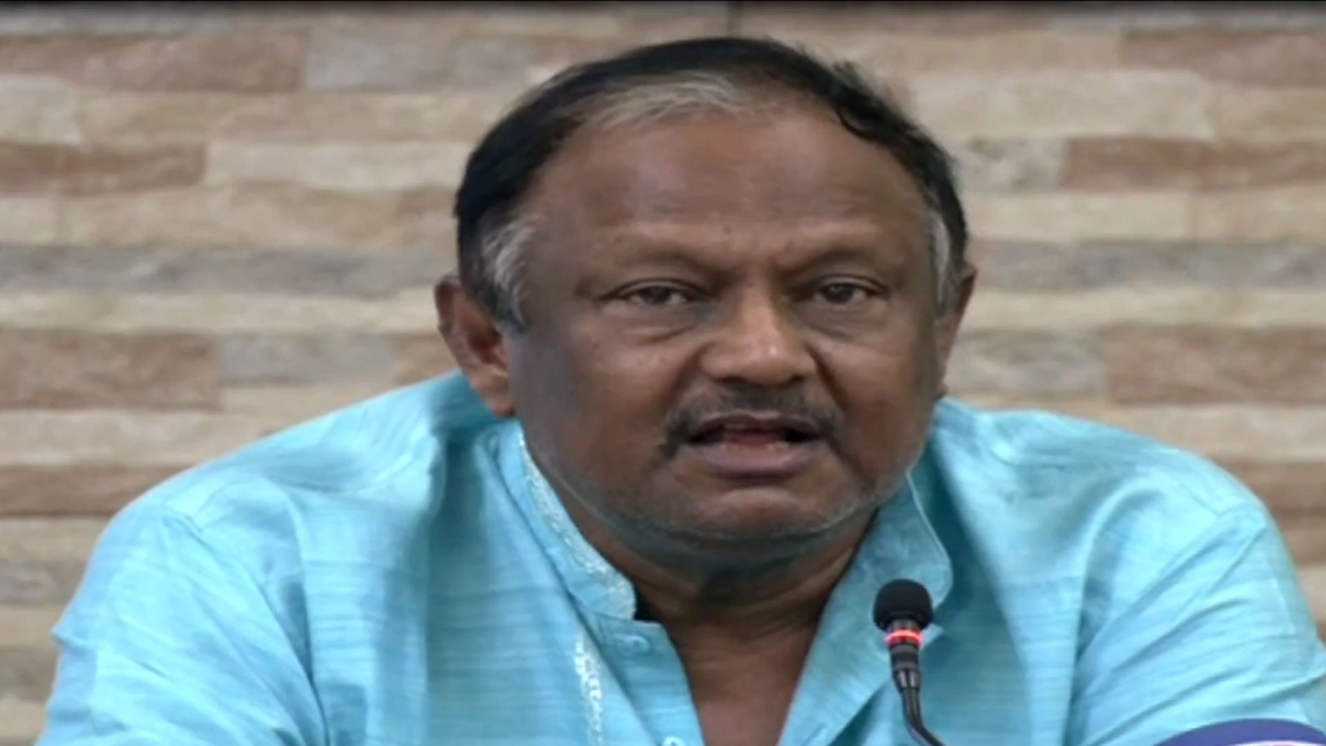 সাবেক বাণিজ্যমন্ত্রী টিপু মুনশি গ্রেপ্তার