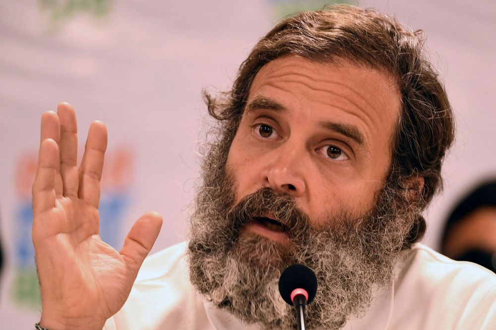 রাহুল গান্ধীকে ১ মাসের মধ্যে সরকারি বাড়ি ছাড়ার নির্দেশ