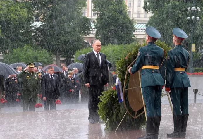 ইউক্রেন যুদ্ধে নিহত রুশ সেনাদের পরিবারের সহায়তায় বিশেষ তহবিল গঠন
