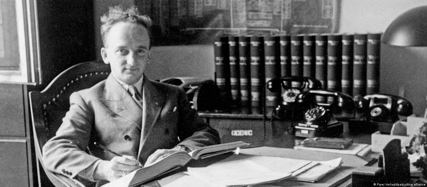 চলে গেলেন নুরেমবার্গ ট্রায়ালের বিচারক বেন ফেরেনকজ