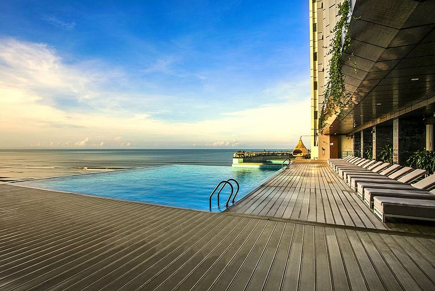 হোটেল বুকিংয়ে যে ভুলগুলো অনেকেই করেন