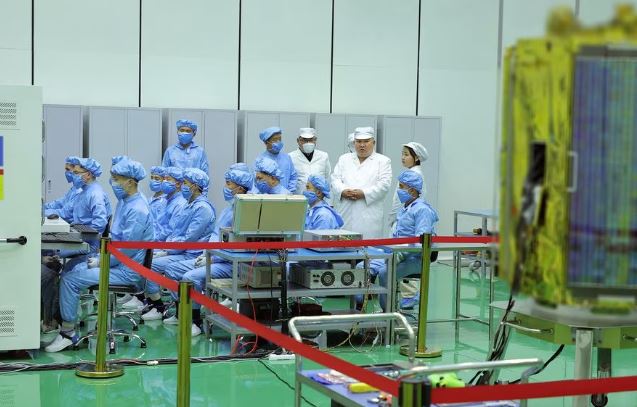 জুনে মহাকাশে প্রথম সামরিক গোয়েন্দা স্যাটেলাইট পাঠাবে উত্তর কোরিয়া