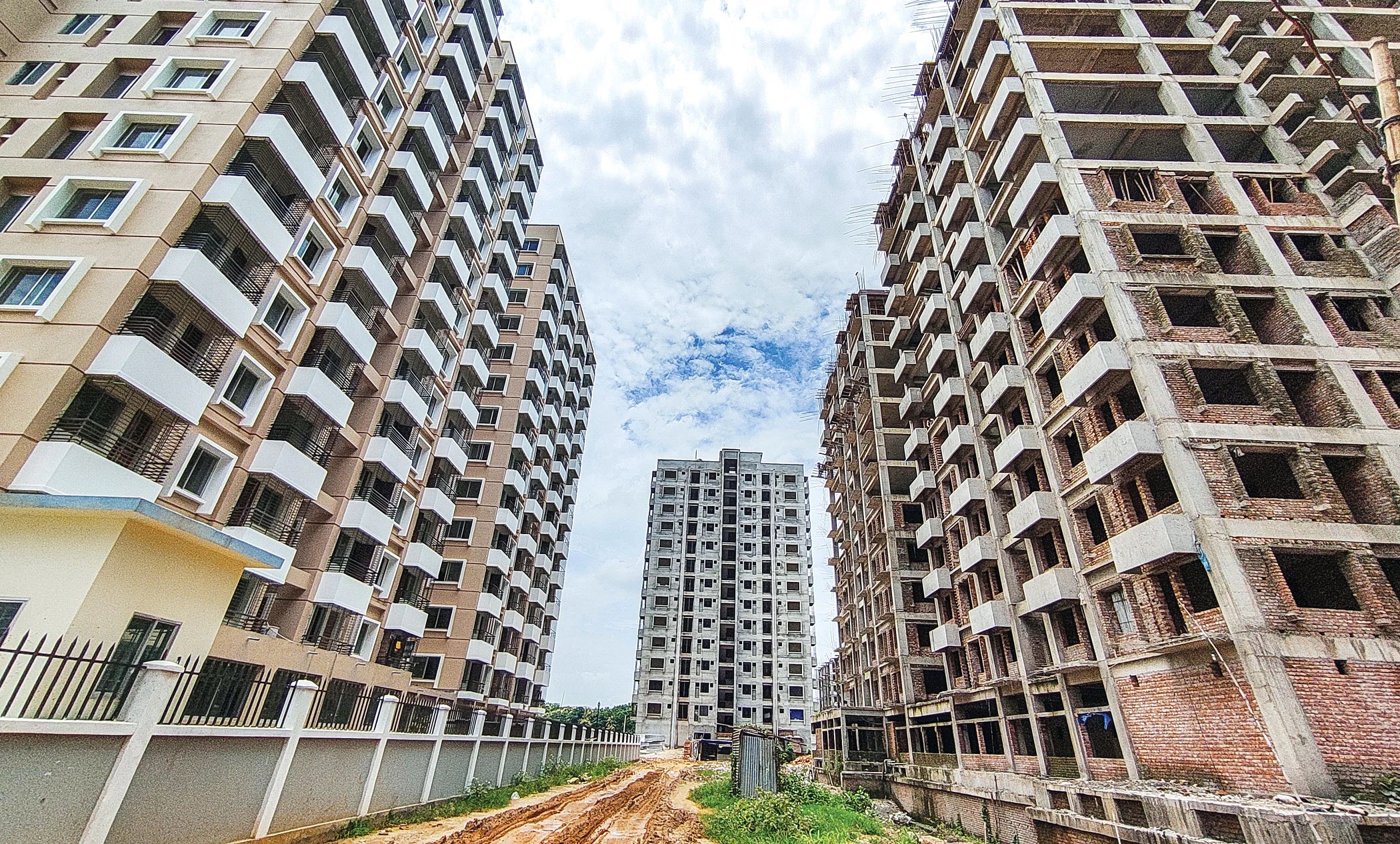 সরকারি কর্মকর্তা-কর্মচারীদের আবাসন সুবিধা বাড়ছে