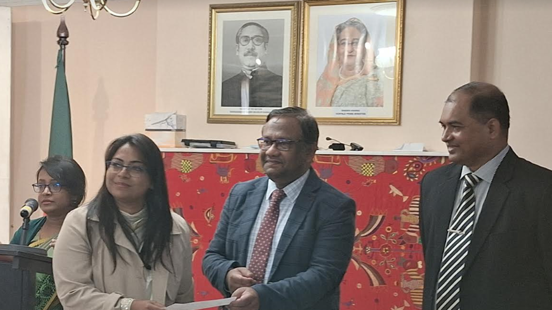 অস্ট্রেলিয়ার বাংলাদেশ হাইকমিশনে ই-পাসপোর্ট চালু