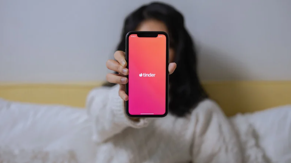 যেসব কারণে ব্যান হতে পারেন টিন্ডারে