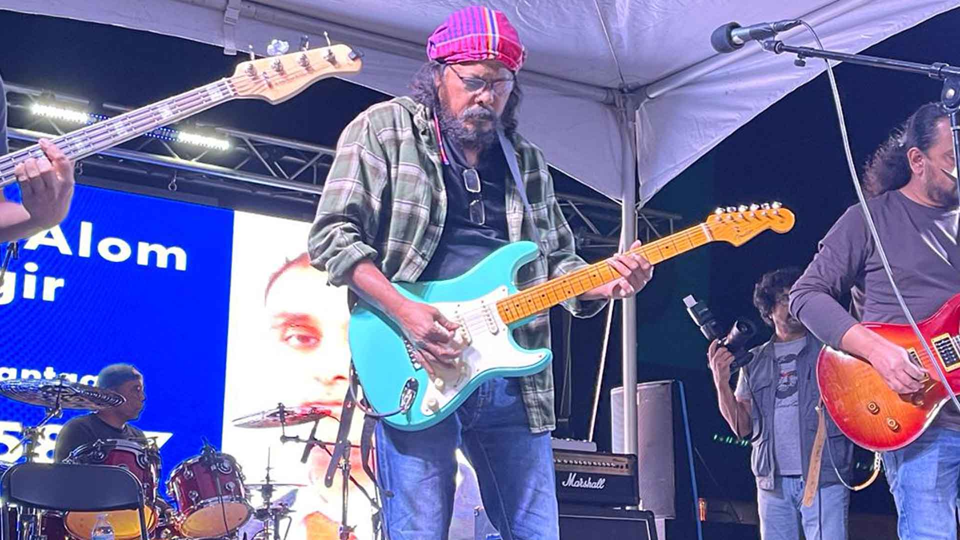 মিশিগানে জেমস উন্মাদনা