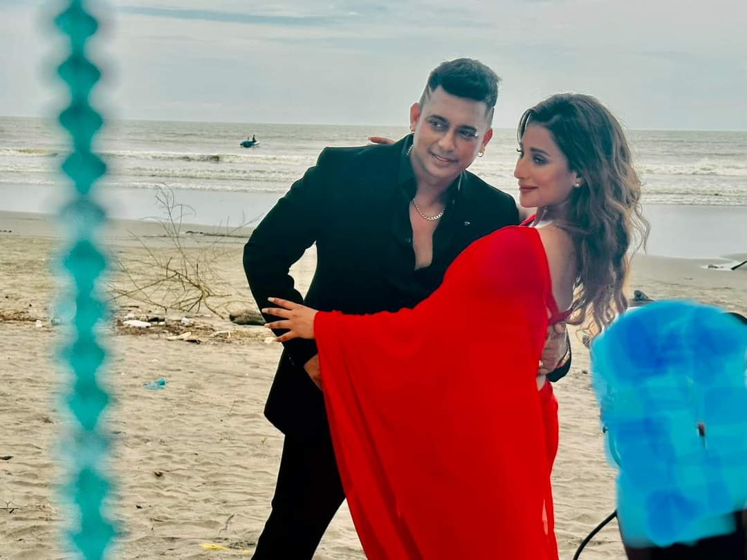 শাবনূর থেকে শুরু করে সায়ন্তিকা সবাই আমাকে পছন্দ করেন: জায়েদ খান