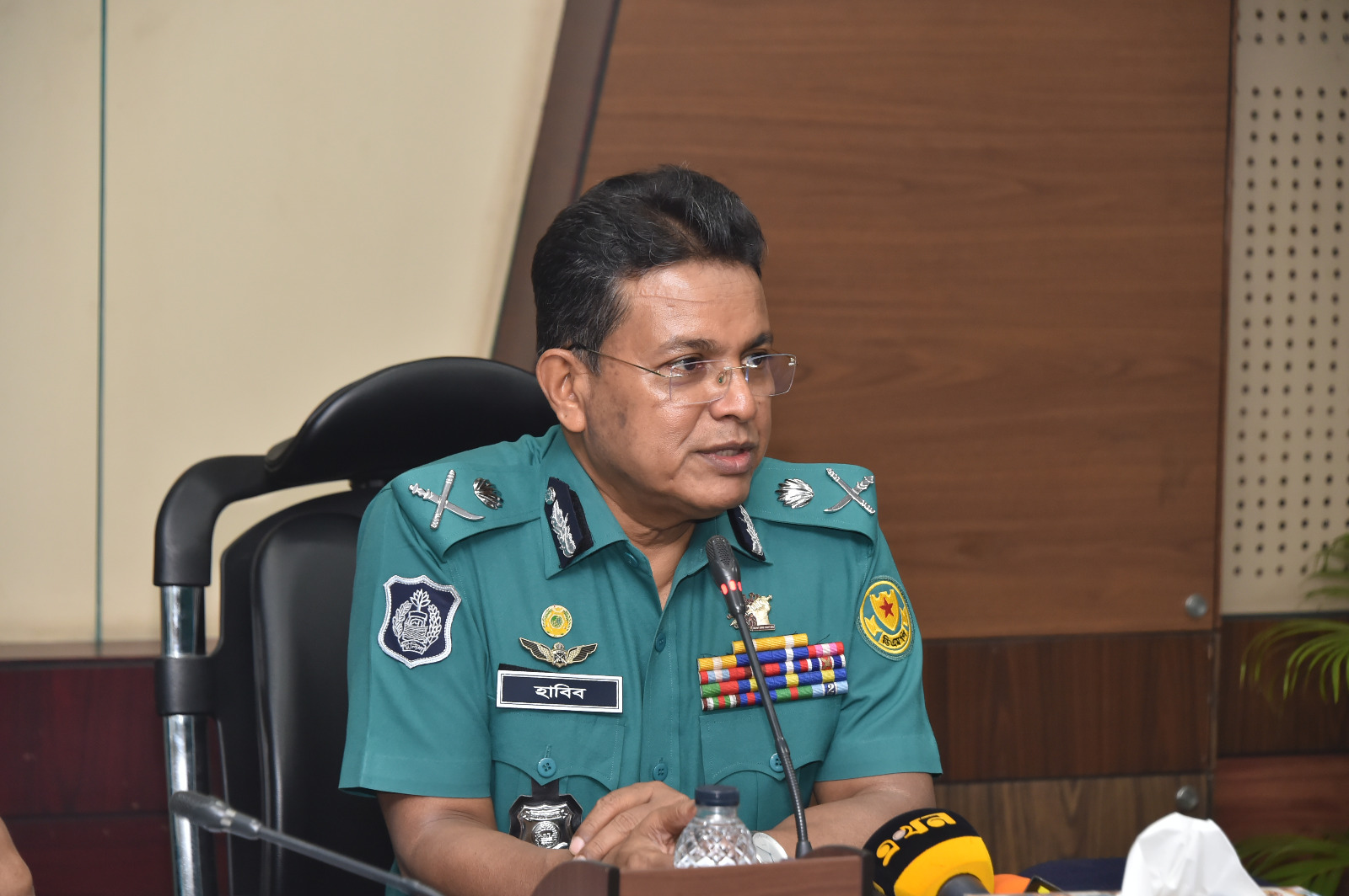 যারা হরতাল-অবরোধ দিচ্ছে তারাই ট্রেনে আগুনের ঘটনায় জড়িত: ডিএমপি কমিশনার