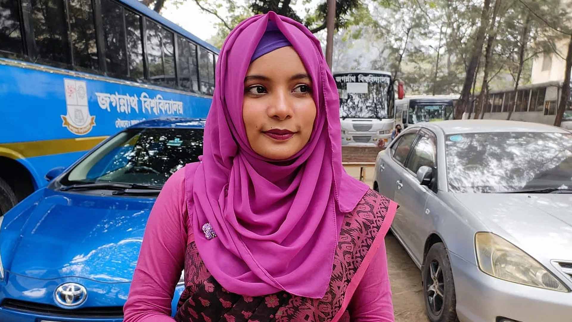 জামিনাদেশ কারাগারে পৌঁছানোর পরও মুক্তি পেলেন না জবি শিক্ষার্থী খাদিজা