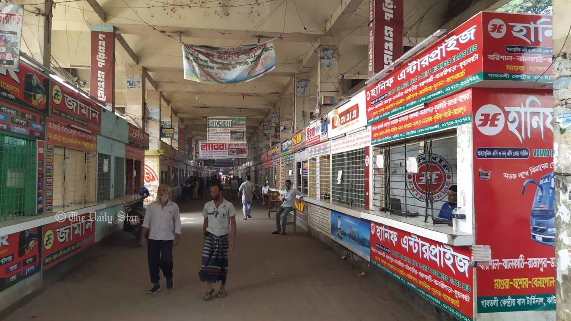 দুপুর সাড়ে ১২টা পর্যন্ত গাবতলী ছেড়েছে দূরপাল্লার ১৫ বাস, নেই আশানুরূপ যাত্রী