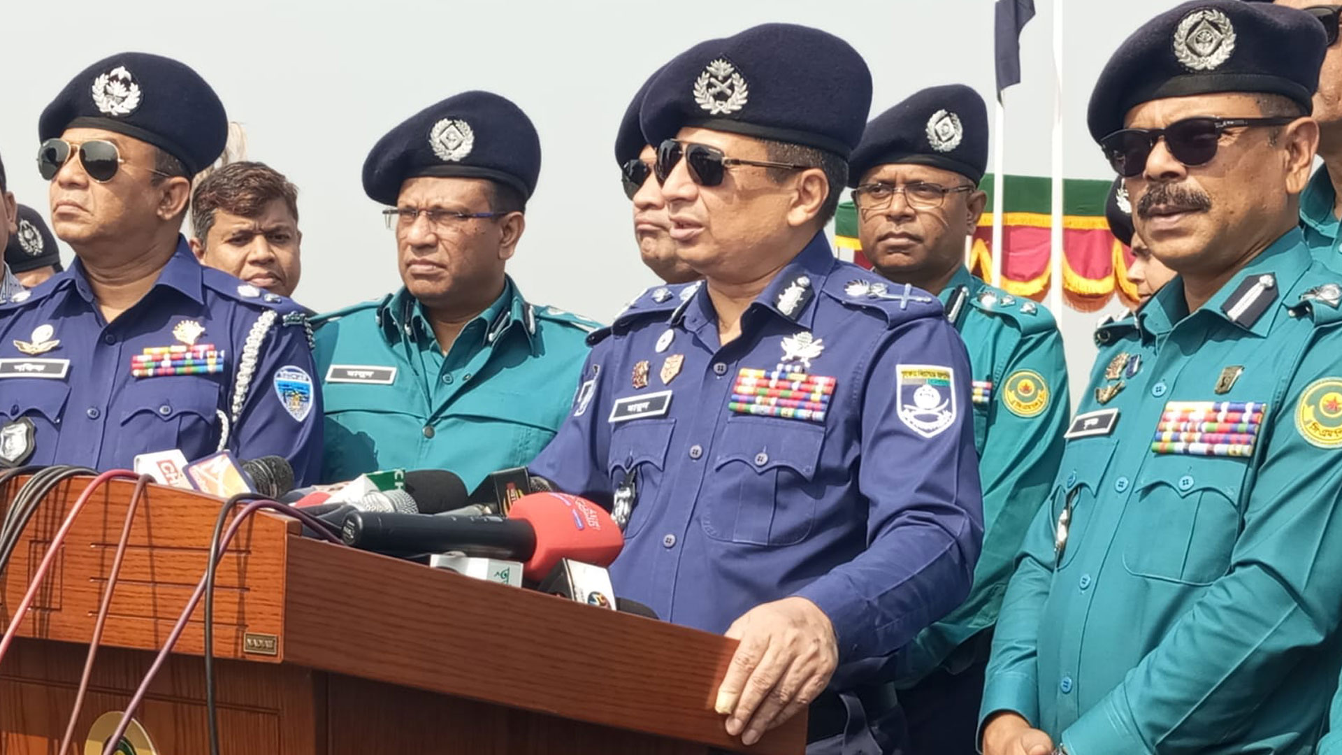 তুমব্রু সীমান্তে বিজিবির সঙ্গে কাজ করছে পুলিশ