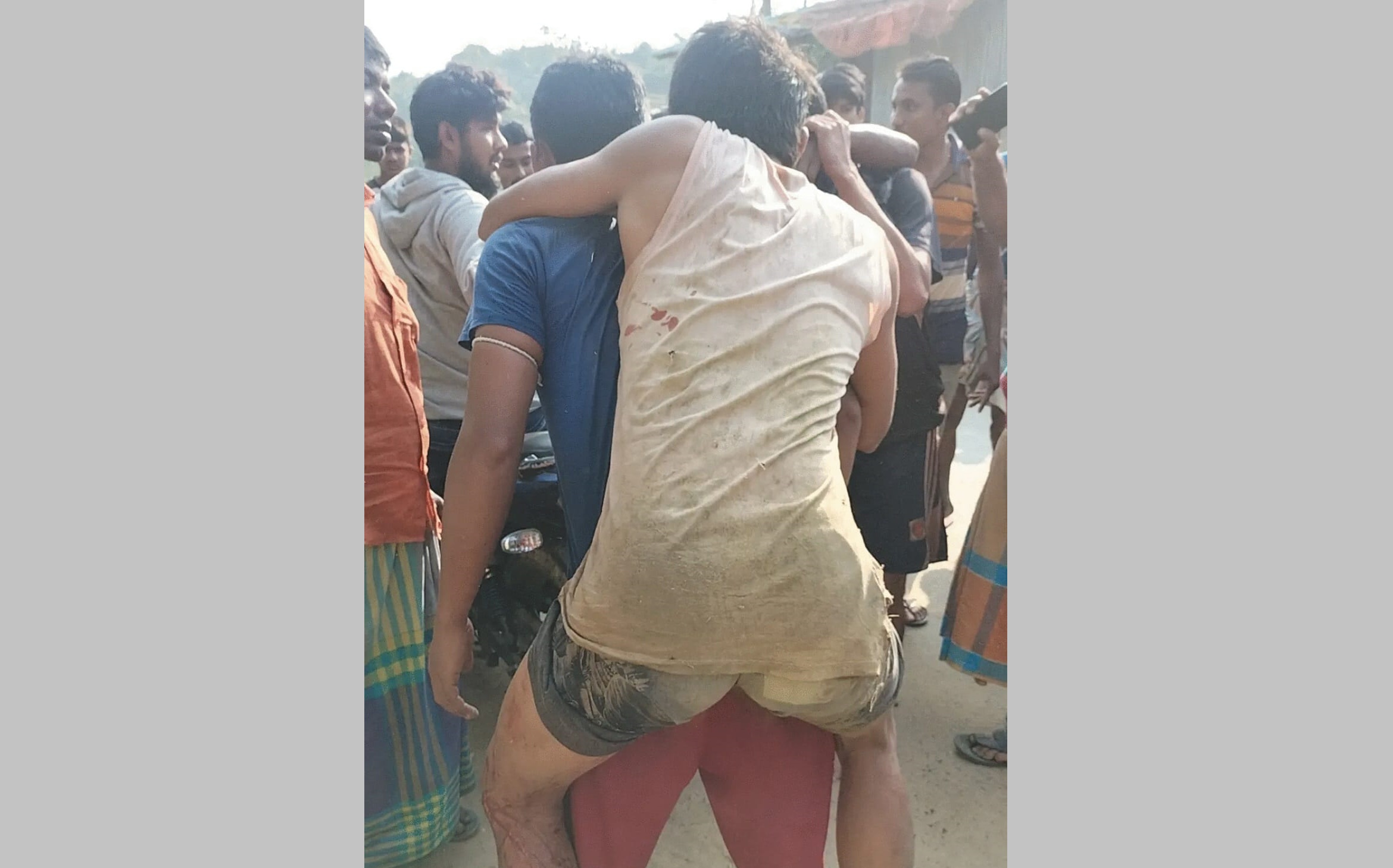 এবার মিয়ানমার থেকে গুলিবিদ্ধ ১০ জন পালিয়ে বাংলাদেশে