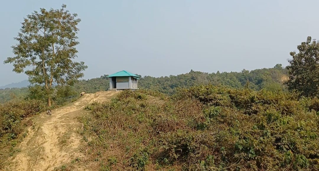 নাইক্ষ্যংছড়ি সীমান্তে মিয়ানমারের ৪০০ চাকমা