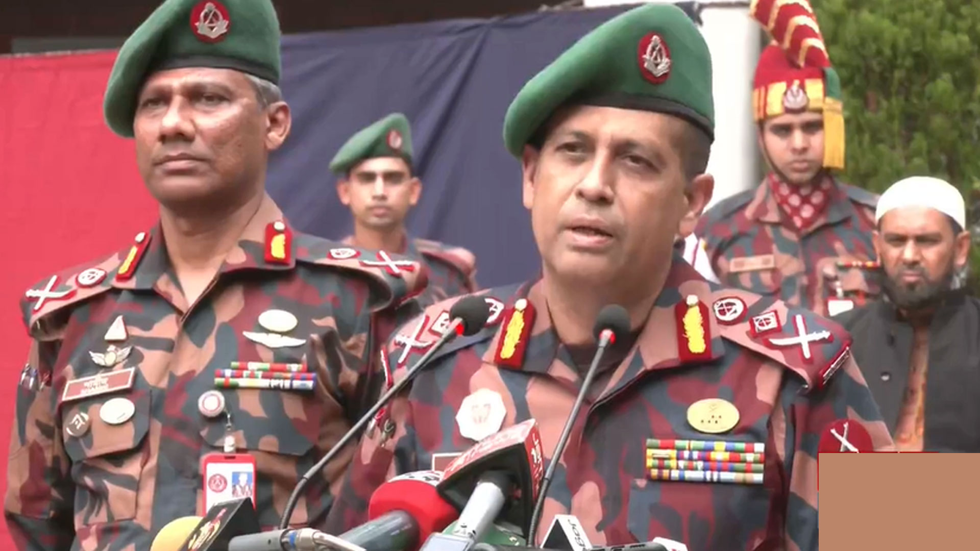 অনুপ্রবেশের অপেক্ষায় থাকা ৬৫ রোহিঙ্গাকে ফেরত পাঠানো হচ্ছে: বিজিবি মহাপরিচালক