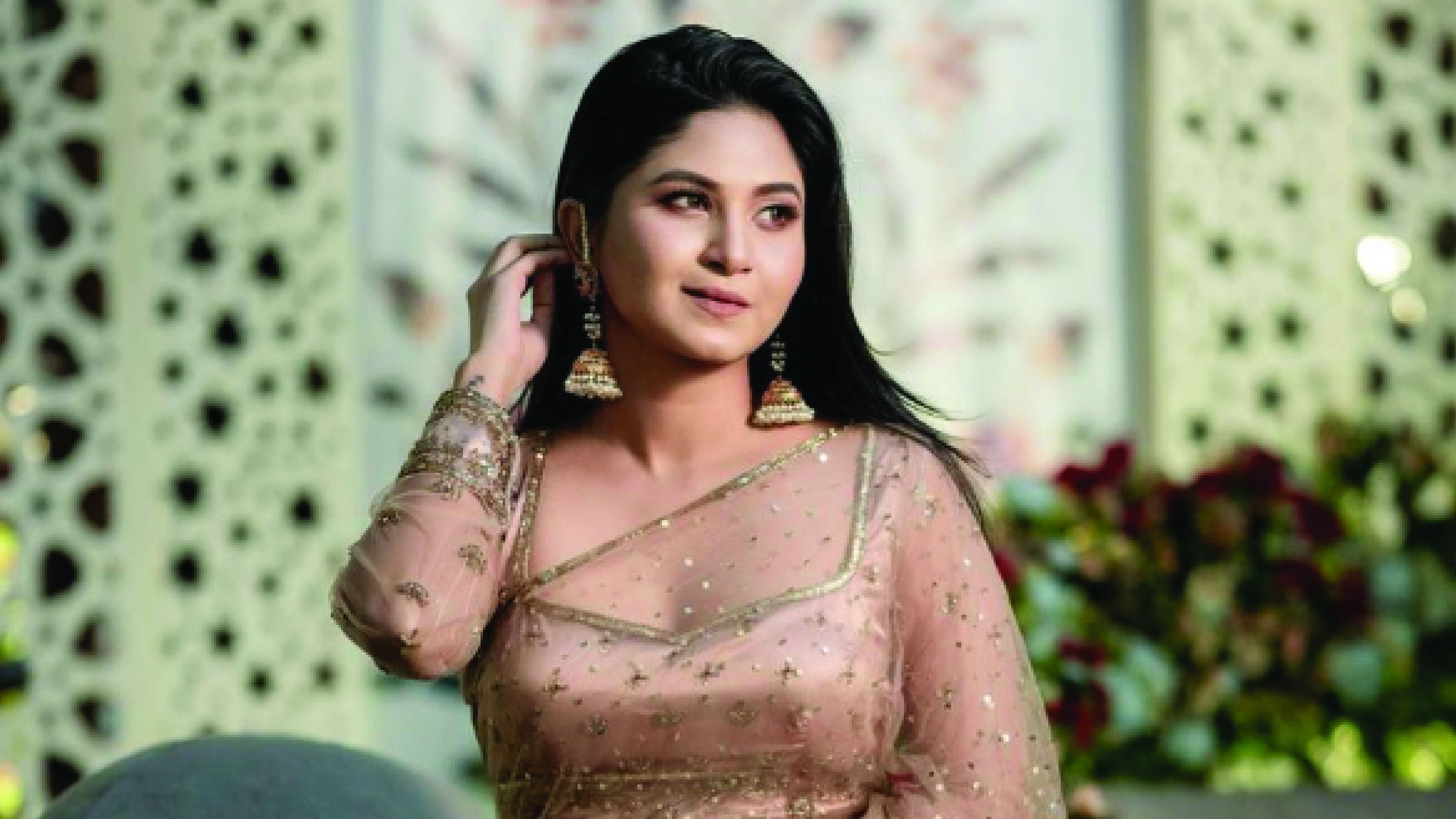 কাকে বিয়ে করলেন স্পর্শিয়া