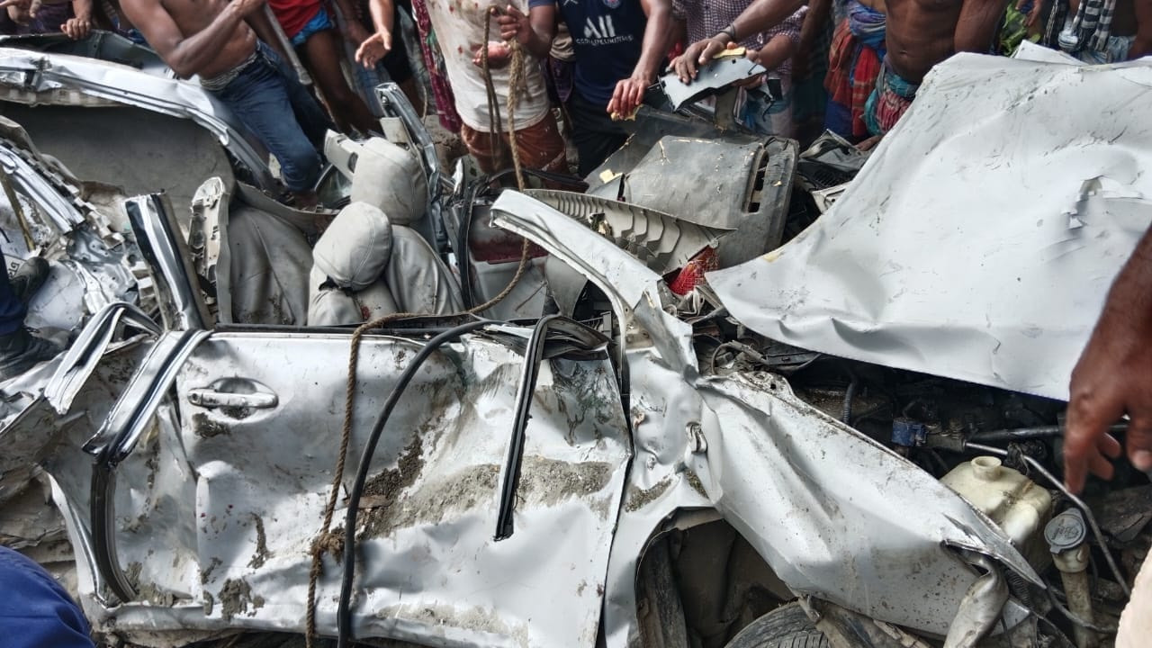 ঝালকাঠিতে দুর্ঘটনা: যা দেখা গেল সিসিটিভি ফুটেজে