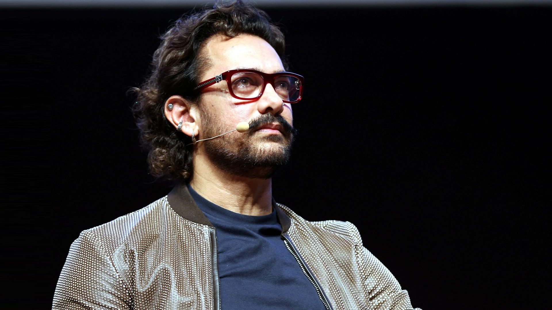 প্রায় ১০ কোটি রুপিতে নতুন অ্যাপার্টমেন্ট কিনলেন আমির খান