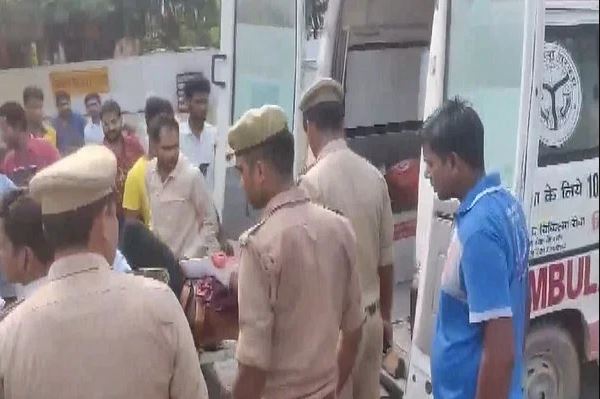 লক্ষ্ণৌ-আগ্রা এক্সপ্রেসওয়েতে সড়ক দুর্ঘটনায় নিহত ১৮