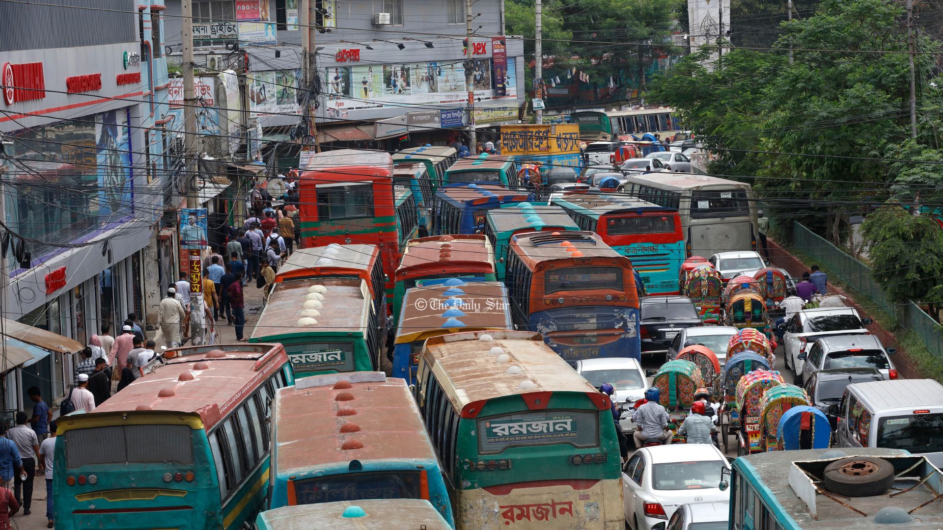 যানজট ফিরে এল ঢাকার সড়কে