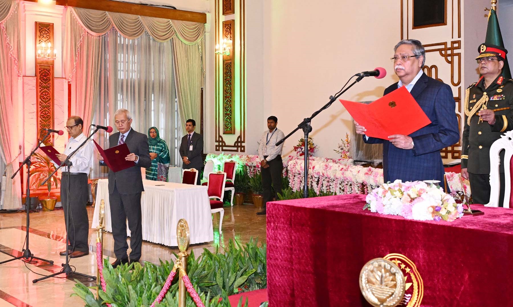 শপথ নিলেন আরও ২ উপদেষ্টা