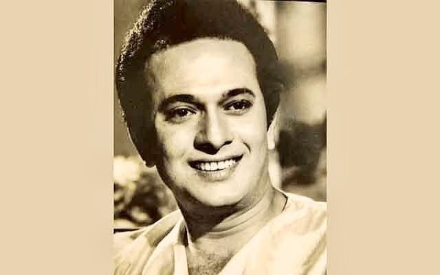 রোমান্টিক সিনেমায় নায়ক রাজ্জাক