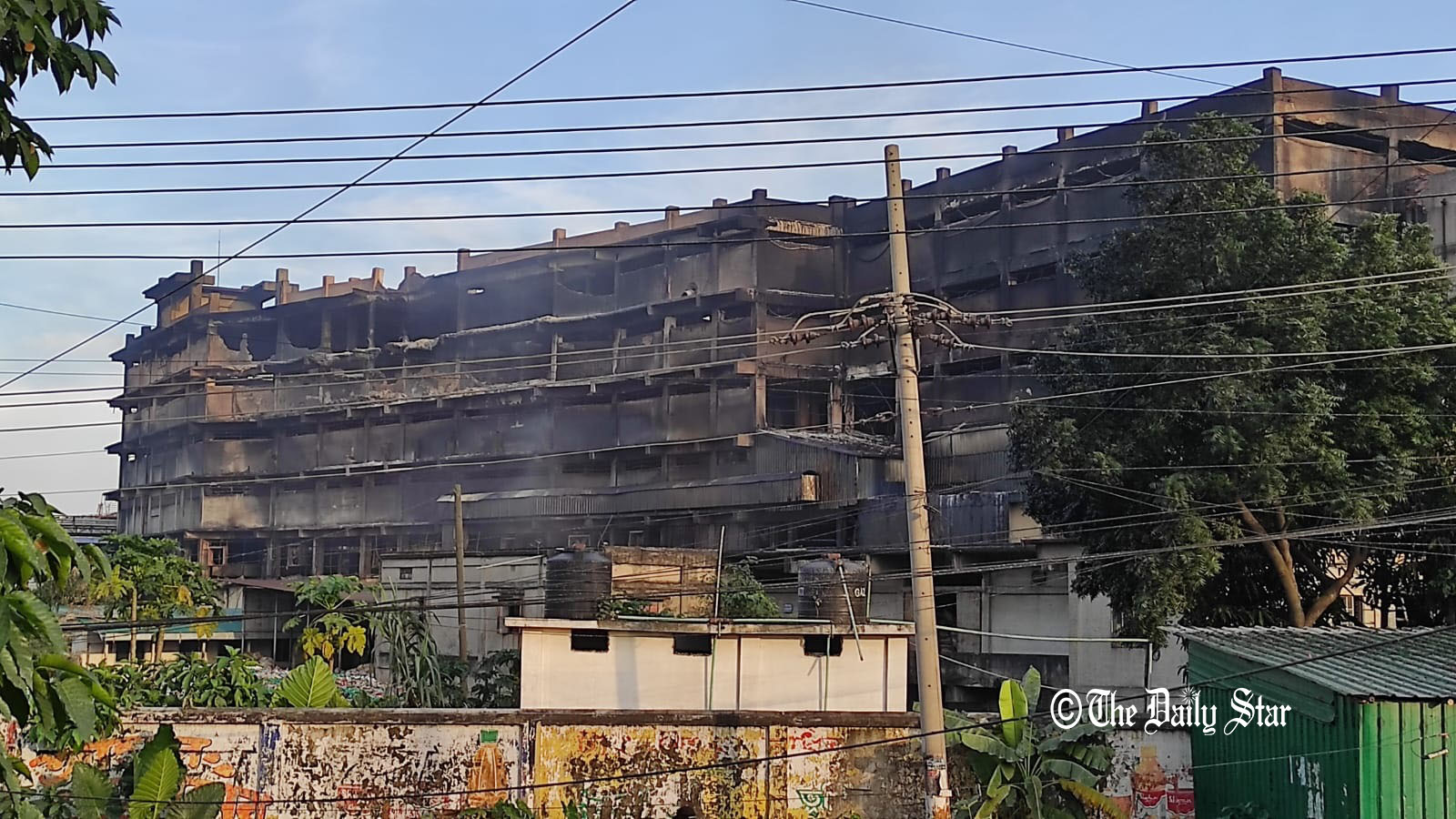 গাজী টায়ারের আগুনে পুড়েছে শ্রমিকদের কপাল