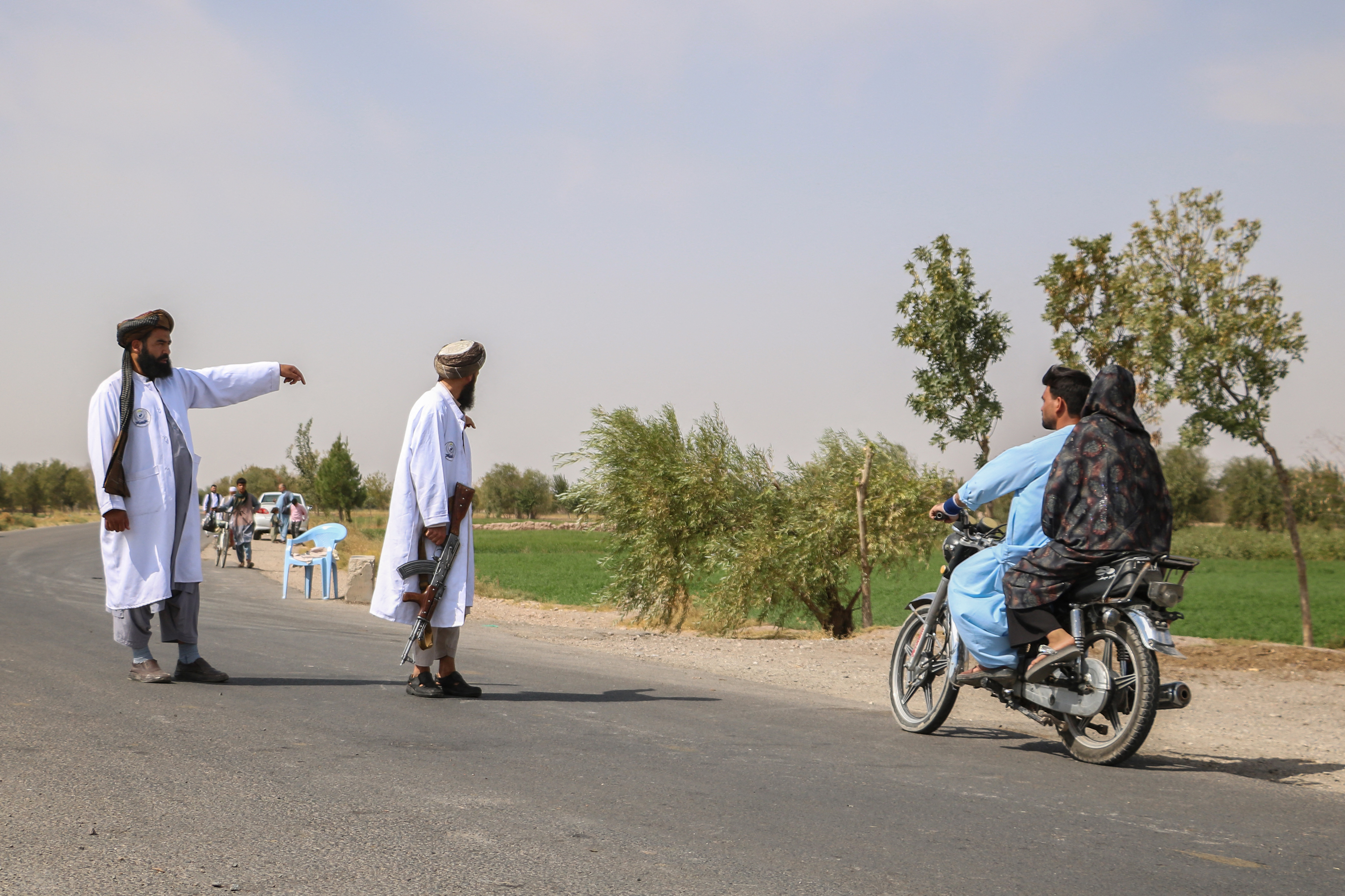গণমাধ্যমে জীবিতদের ছবি নিষিদ্ধ করে তালেবানের আইন