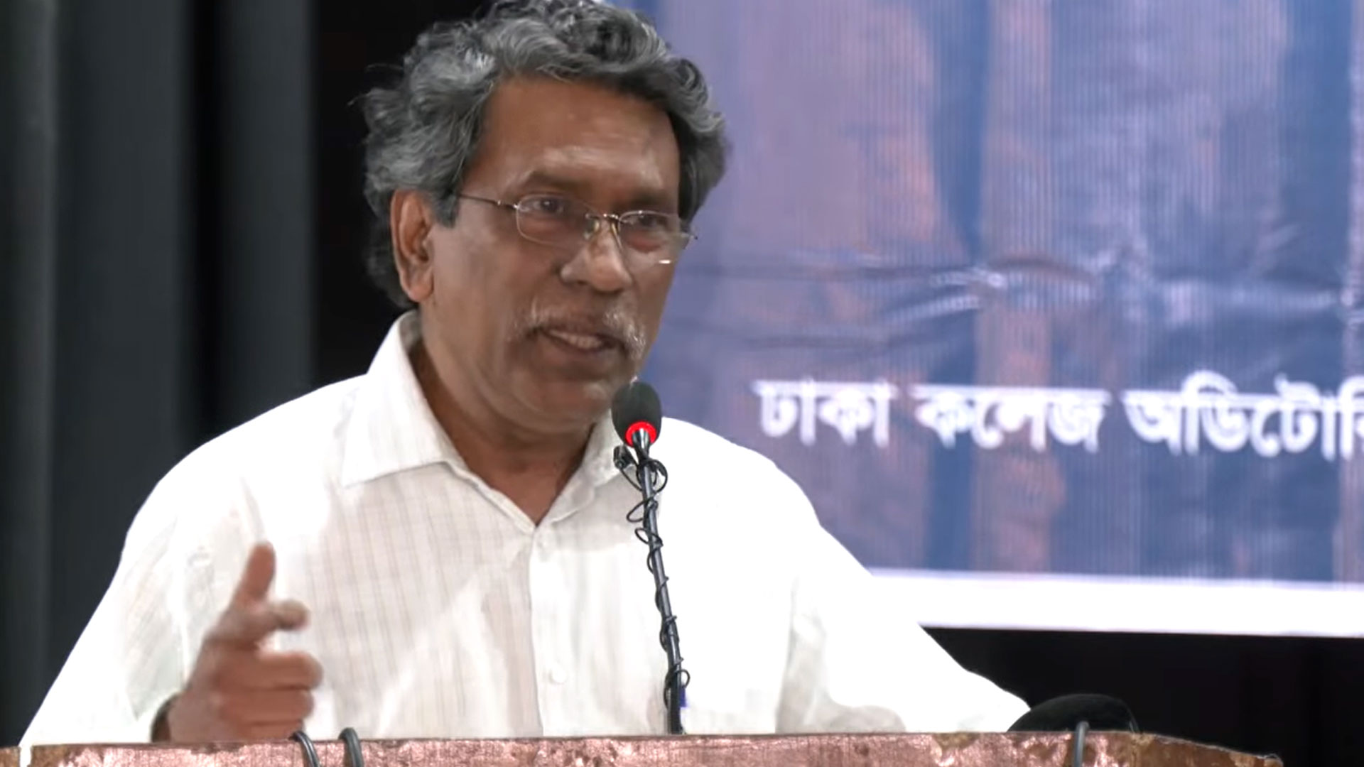 ভারত-চীনের সাহায্যে বাংলাদেশে ফ্যাসিবাদ দীর্ঘস্থায়ী হয়েছে: আলী রীয়াজ