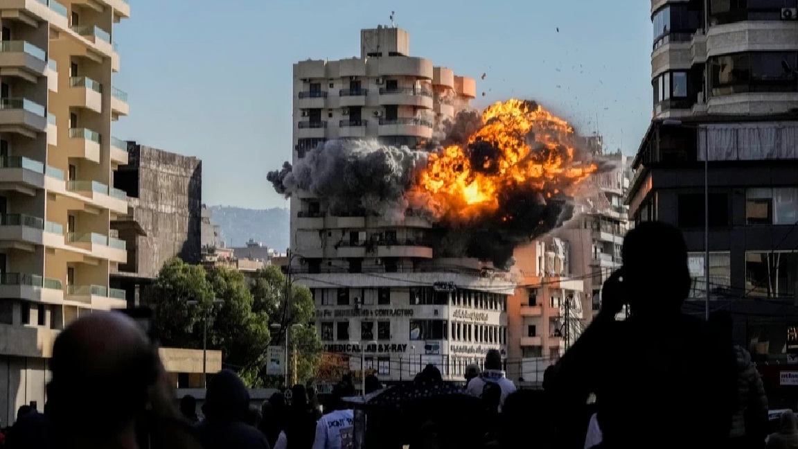 লেবাননে হাসপাতাল পরিচালকের বাড়িতে ইসরায়েলি হামলা, নিহত ৬