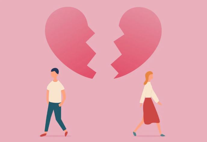 সুখী সম্পর্কে তৃতীয় ব্যক্তির আগমন ঘটে কেন