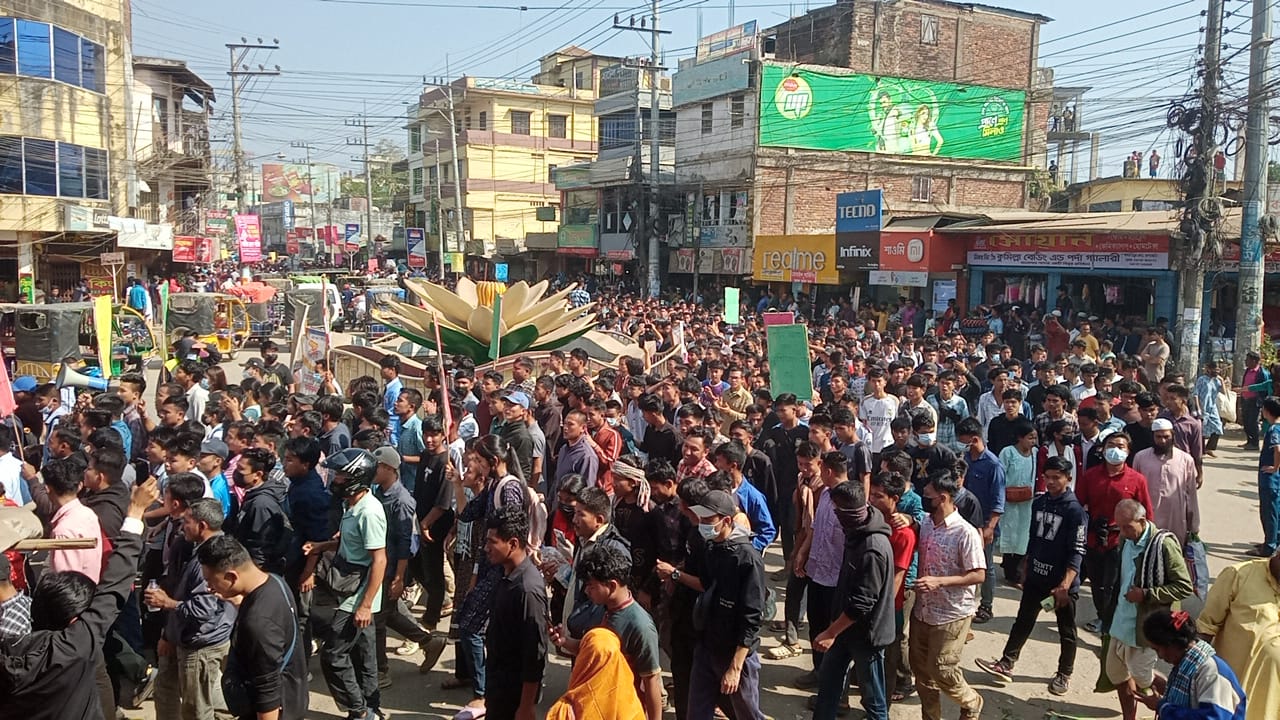 আদিবাসী শিক্ষার্থীদের ওপর হামলার প্রতিবাদে ৩ পার্বত্য জেলায় বিক্ষোভ-সমাবেশ